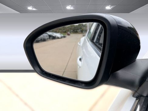 New 2025 Nissan Sentra SR image 30