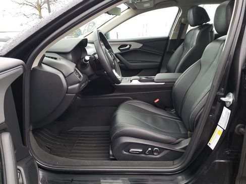 Certified 2025 Acura TLX w/ Technology Package image 17