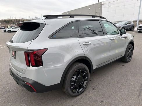 New 2026 Kia Sorento X-Line EX image 3