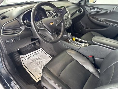 Used 2020 Chevrolet Malibu Premier image 9