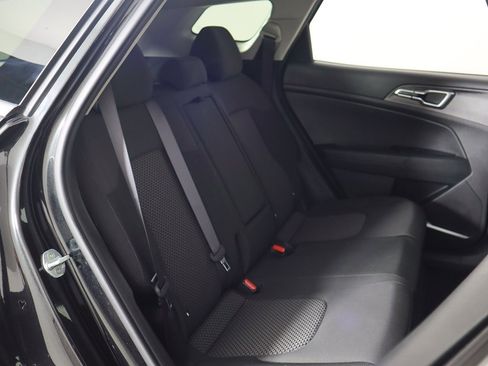 Used 2023 Kia Sportage LX image 27