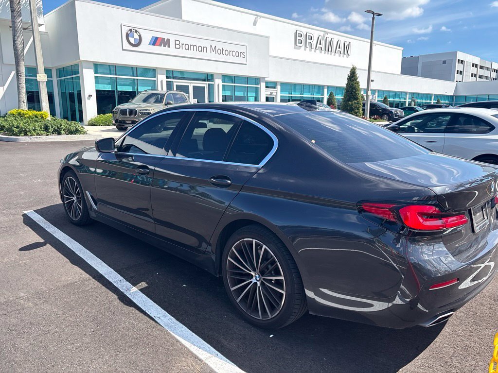Certified 2023 BMW 530i w/ Premium Package RWD image 9