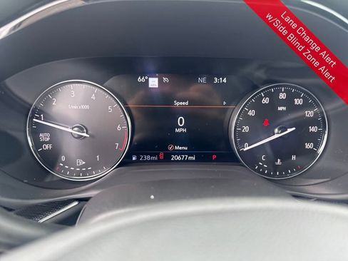 Used 2022 Buick Envision Essence w/ Technology Package I image 18