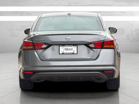 Used 2024 Nissan Altima 2.5 SV FWD image 7