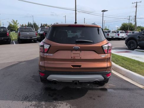 Used 2017 Ford Escape Titanium w/ Canadian Touring Package AWD/4WD image 4
