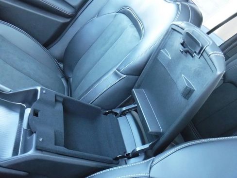 New 2025 Jeep Grand Cherokee Altitude image 17