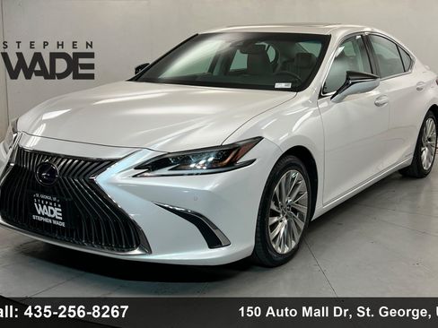 Used 2021 Lexus ES 300h w/ Accessory Package FWD image 1