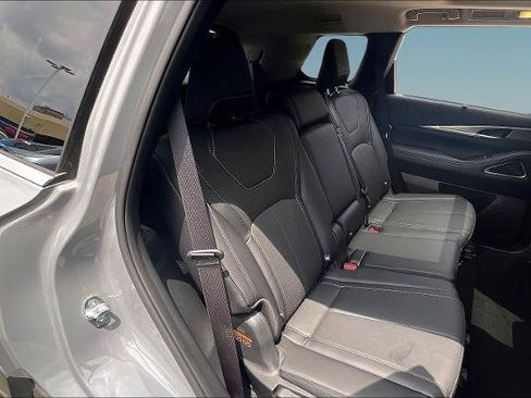 Certified 2026 INFINITI QX60 Luxe w/ Cargo Package AWD/4WD image 24