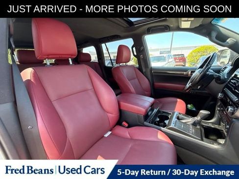 Used 2023 Lexus GX 460 Premium w/ Premium Package AWD/4WD image 17