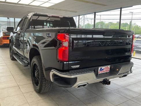 Used 2020 Chevrolet Silverado 1500 LTZ w/ LTZ Convenience Package AWD/4WD image 7