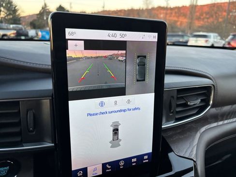 Used 2022 Ford Explorer Platinum w/ Equipment Group 601A image 20