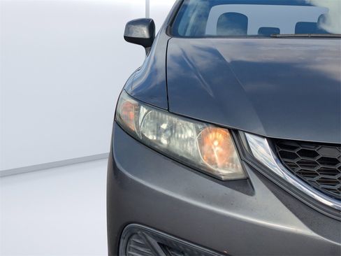 Used 2013 Honda Civic LX image 9