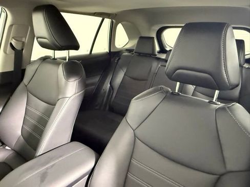 Used 2025 Toyota RAV4 XLE Premium image 30