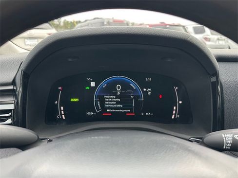 Used 2025 Toyota Camry LE image 26