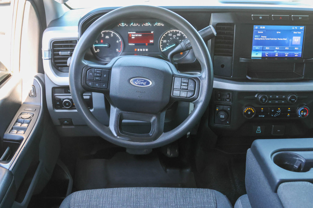 Used 2023 Ford F350 XLT AWD/4WD image 22