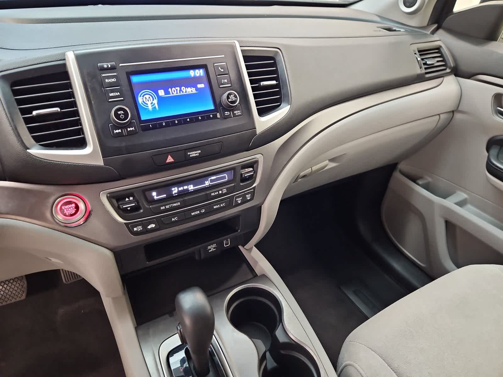 Used 2019 Honda Pilot LX image 27