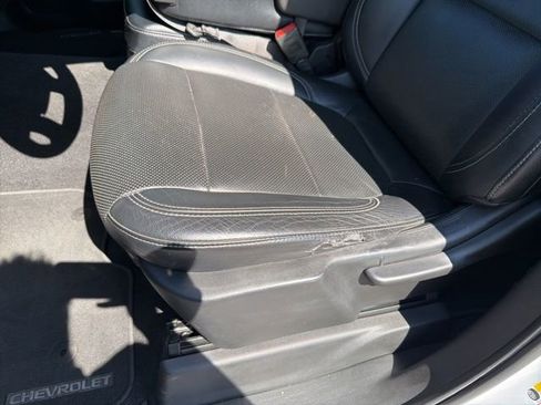 Used 2020 Chevrolet Silverado 1500 LT image 21