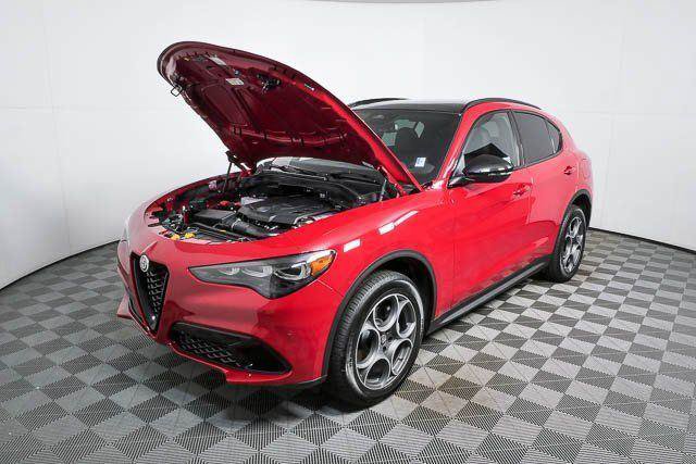 New 2026 Alfa Romeo Stelvio Sprint AWD/4WD image 37