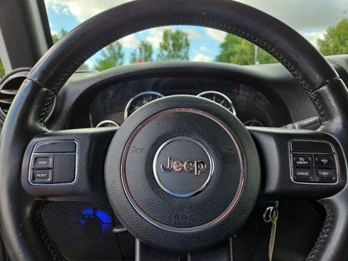 Used 2016 Jeep Wrangler Unlimited Sport w/ Quick Order Package 24S AWD/4WD image 23