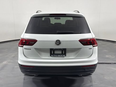 Used 2018 Volkswagen Tiguan S FWD image 6