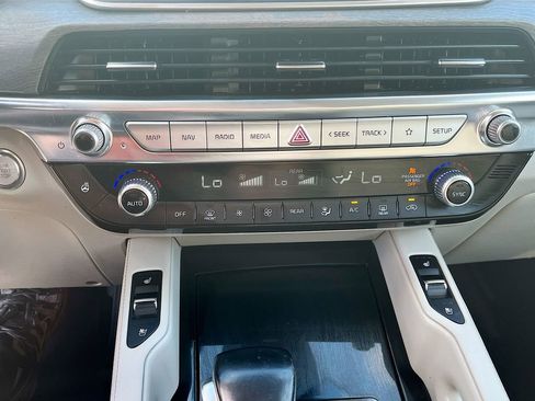 Used 2022 Kia Telluride EX w/ EX Premium Package AWD/4WD image 16