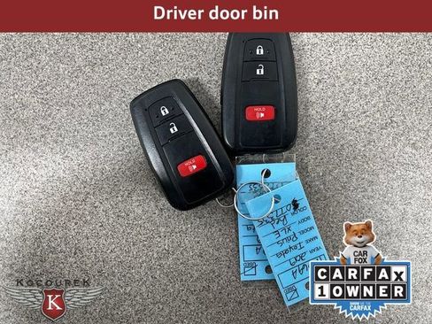 Used 2019 Toyota Prius L Eco image 27