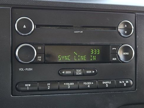 Used 2019 Ford E-350 and Econoline 350 Super Duty w/ Power Windows & Locks Group image 15