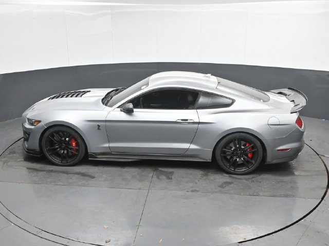 Used 2022 Ford Mustang Shelby GT500 w/ Technology Package RWD image 27