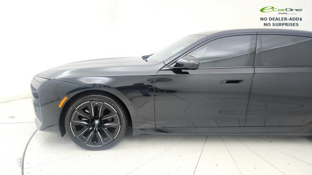 Used 2025 BMW i7 eDrive50 w/ M Sport Package RWD image 27