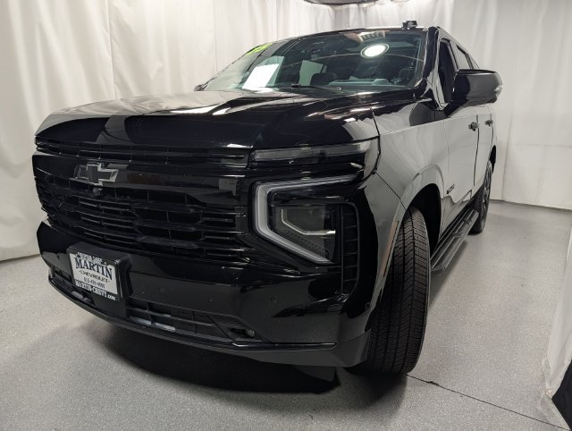 Used 2025 Chevrolet Tahoe RST w/ Advanced Technology Package AWD/4WD image 7