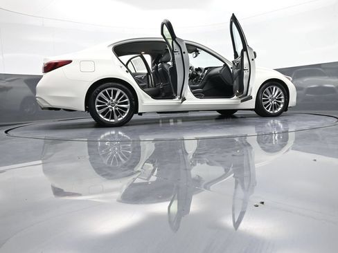 Used 2019 INFINITI Q50 Luxe w/ Essential Package (3.0T Luxe) AWD/4WD image 47