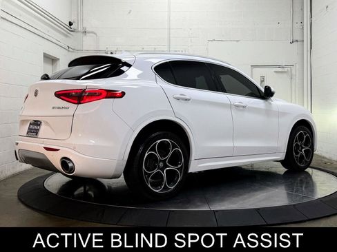 Used 2020 Alfa Romeo Stelvio Ti Lusso image 9