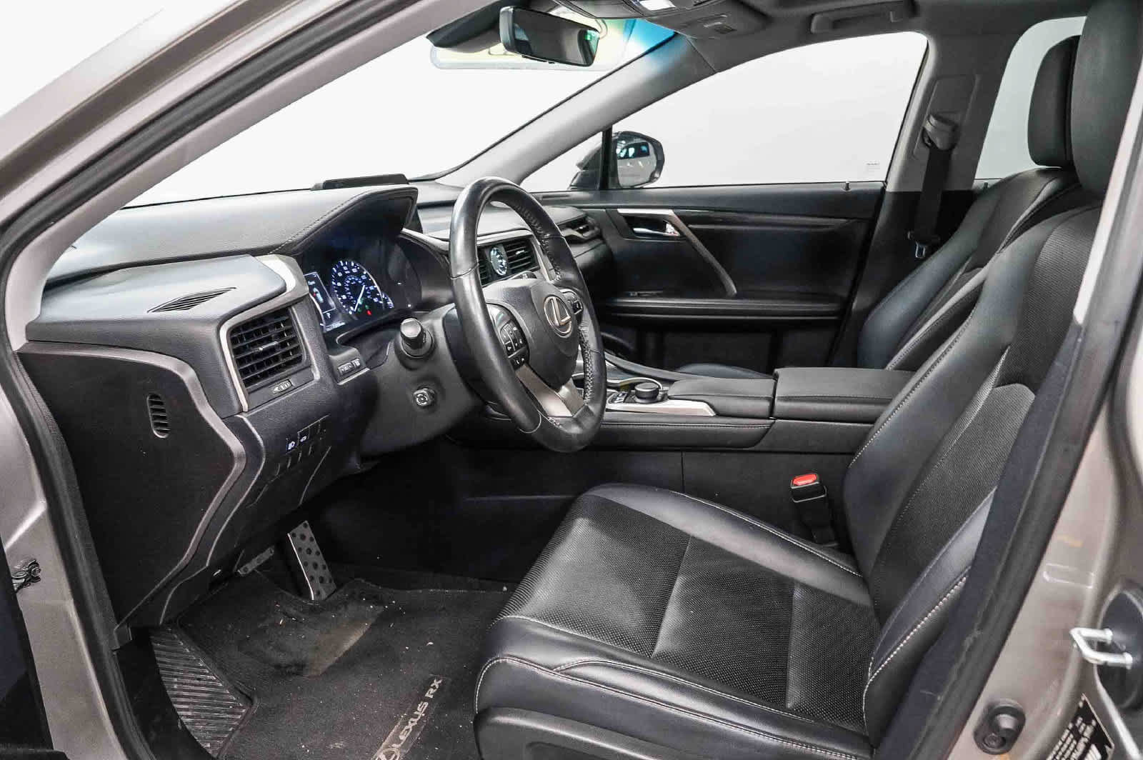 Used 2018 Lexus RX 350 FWD w/ Accessory Package image 18