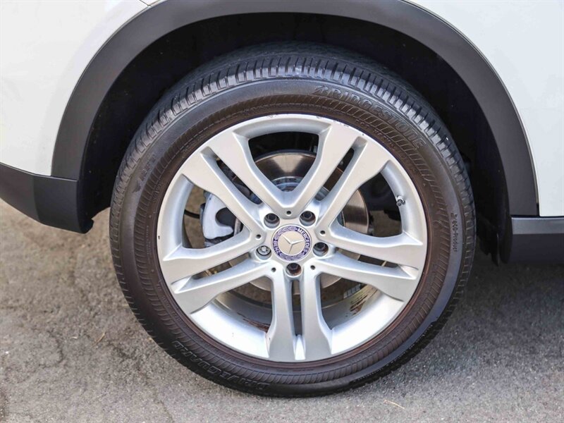 Used 2016 Mercedes-Benz GLA 250 4MATIC image 13