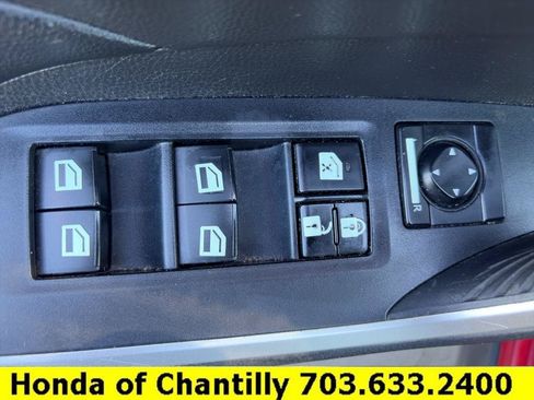 Used 2021 Toyota RAV4 LE AWD/4WD image 52