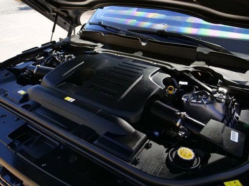 Used 2022 Land Rover Range Rover Westminster Edition image 48