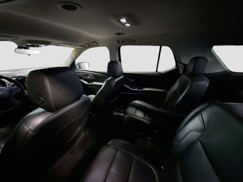 Used 2021 Chevrolet Traverse LT AWD/4WD image 23
