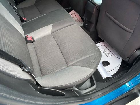 Used 2014 Ford Focus SE w/ SE Winter Package FWD image 11