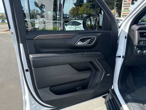 Used 2022 Chevrolet Tahoe LT image 23