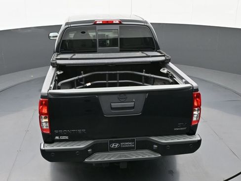 Used 2020 Nissan Frontier SV w/ Midnight Edition Floor Mats image 38