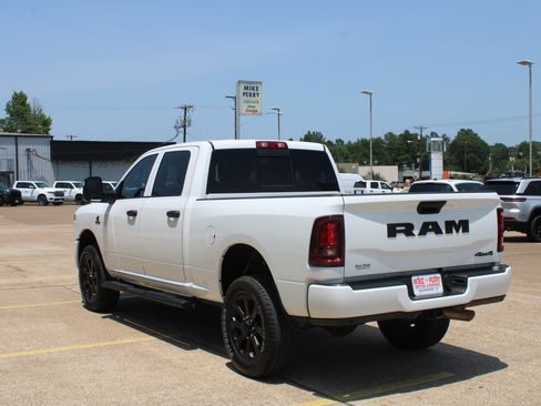 Certified 2026 RAM 2500 Tradesman AWD/4WD image 9