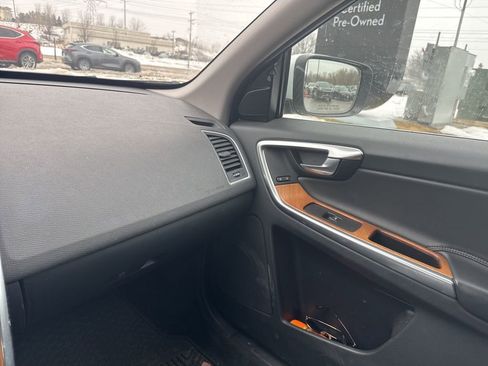 Used 2017 Volvo XC60 T5 Inscription image 20