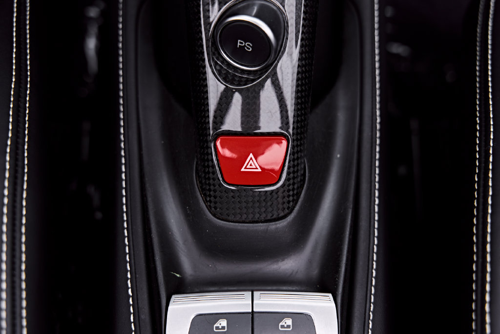 Used 2018 Ferrari 488 Spider RWD image 81