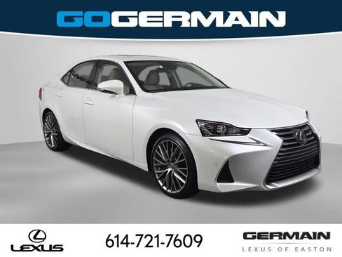 Used 2018 Lexus IS 300 AWD w/ Comfort Package image 4