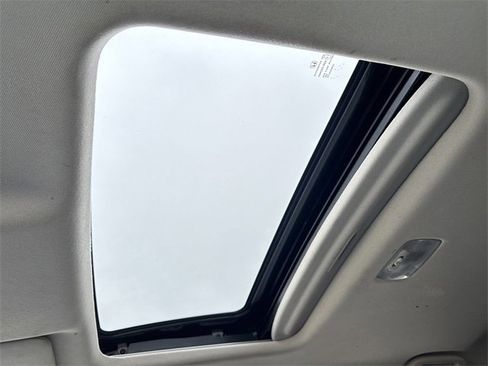 Used 2021 Honda HR-V EX image 31