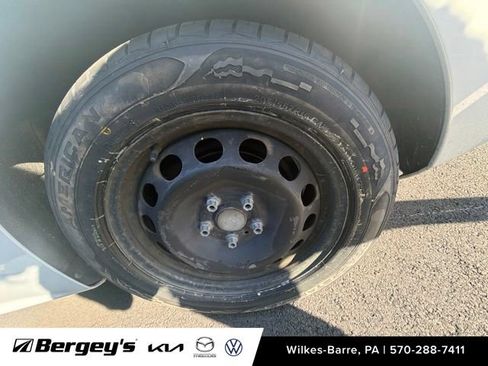 Used 2017 Volkswagen Jetta S FWD image 12
