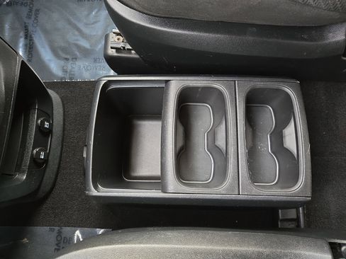 Used 2017 Dodge Grand Caravan SE image 20