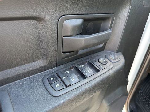 New 2024 RAM 3500 Tradesman w/ Chrome Appearance Group image 16