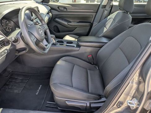 Used 2023 Nissan Altima 2.5 S FWD image 13