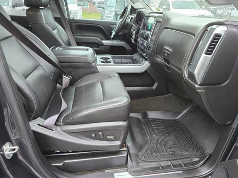 Used 2015 Chevrolet Silverado 2500 LTZ AWD/4WD image 36